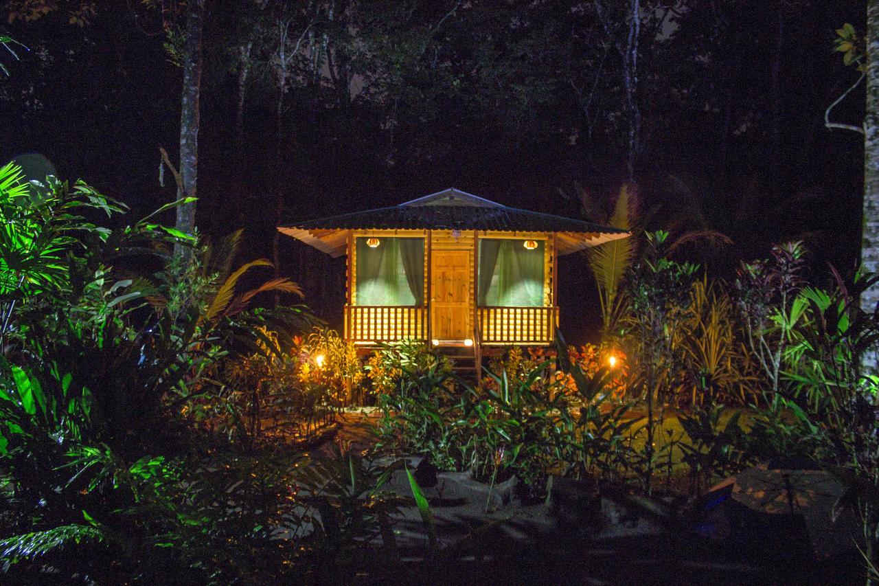 Lirio Lodge Barra de Pacuare 외부 사진