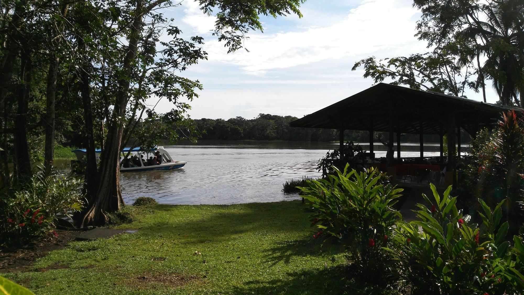 Lirio Lodge Barra de Pacuare 외부 사진